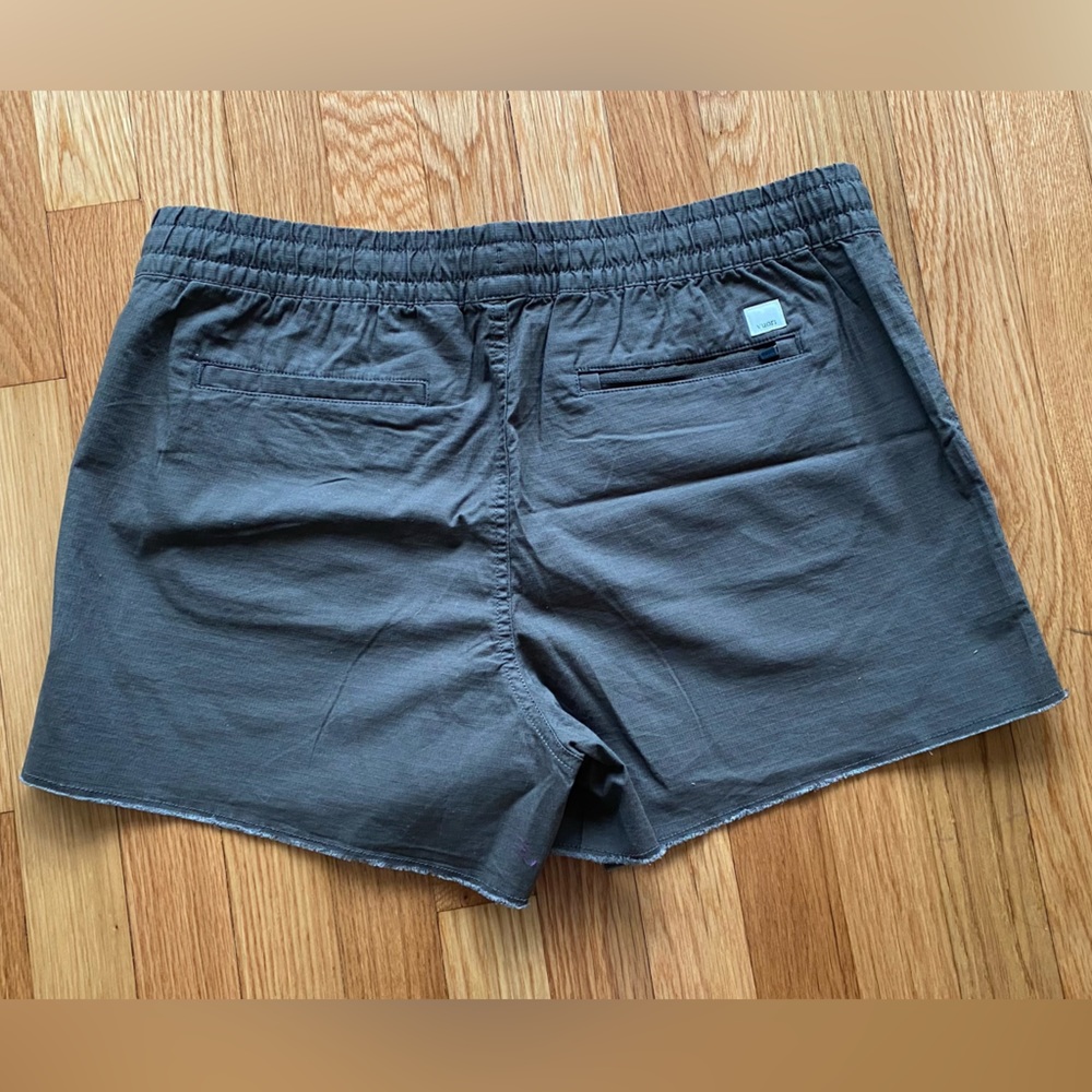 NWT Vuori Vintage Ripstop Shorts in Dark Oregano - Picture 6 of 10